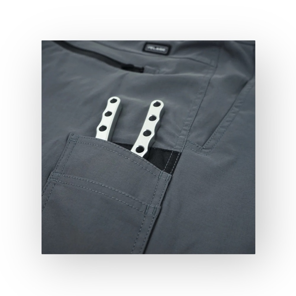 Pelagic® 𓆝 Traverse 21” Outseam Water Repellant Fishing Shorts 𓆝 Charcoal 38